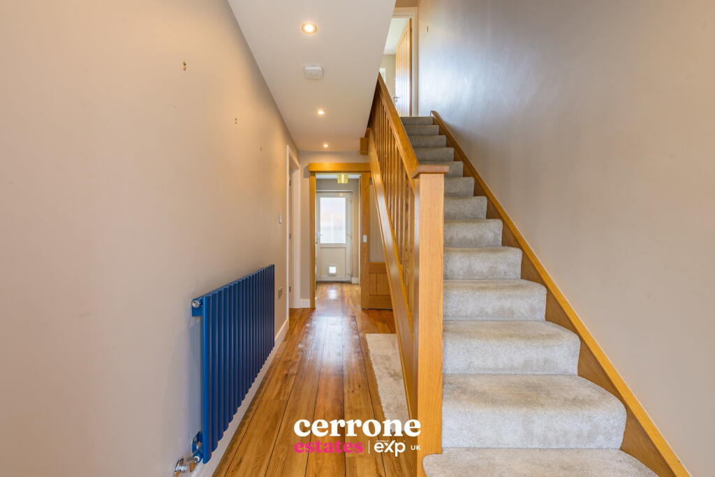 House in Redditch, Hunt End - View 3