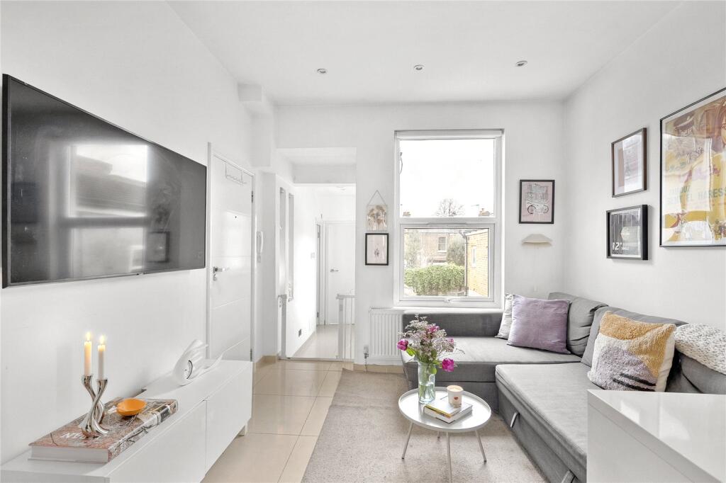 Main image of property: Markhouse Road, Walthamstow, London, E17