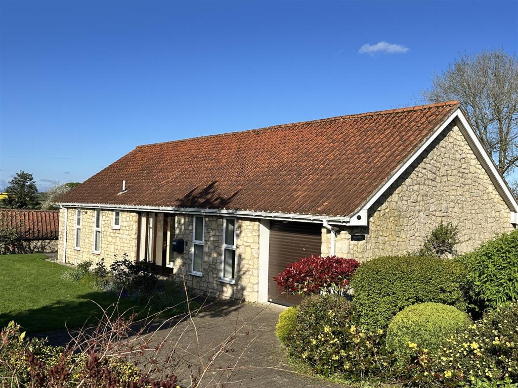 Main image of property: The Rise, Low Hutton