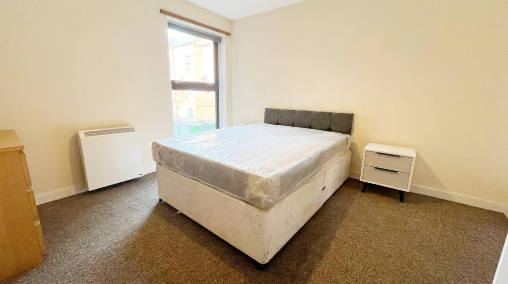 Apartment in Leeds, Langtons Wharf, Lovell Park - More