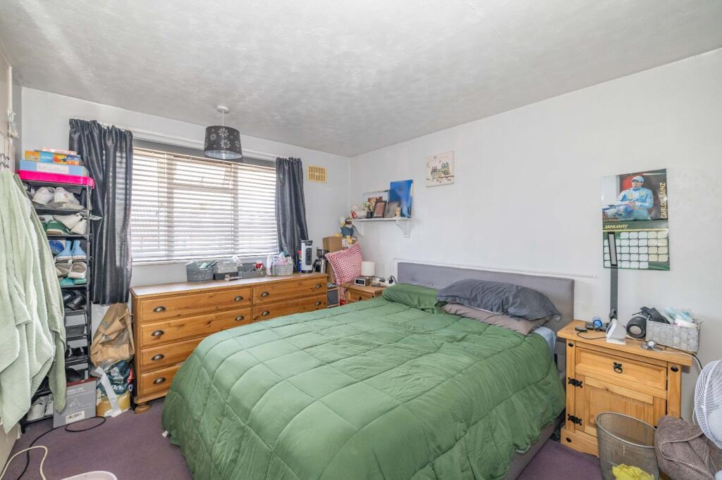 House in Canterbury - View 5