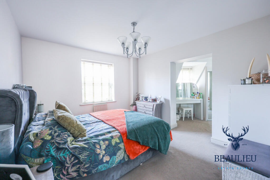 Apartment in Chelmsford - More