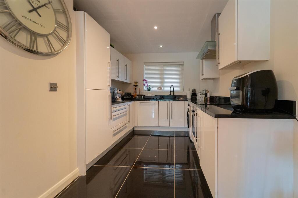Apartment in Manchester, Greater Manchester - View 3