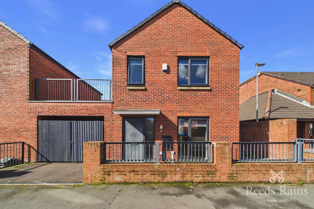 Main image of property: Silverdale Street, Manchester, Greater Manchester, M11