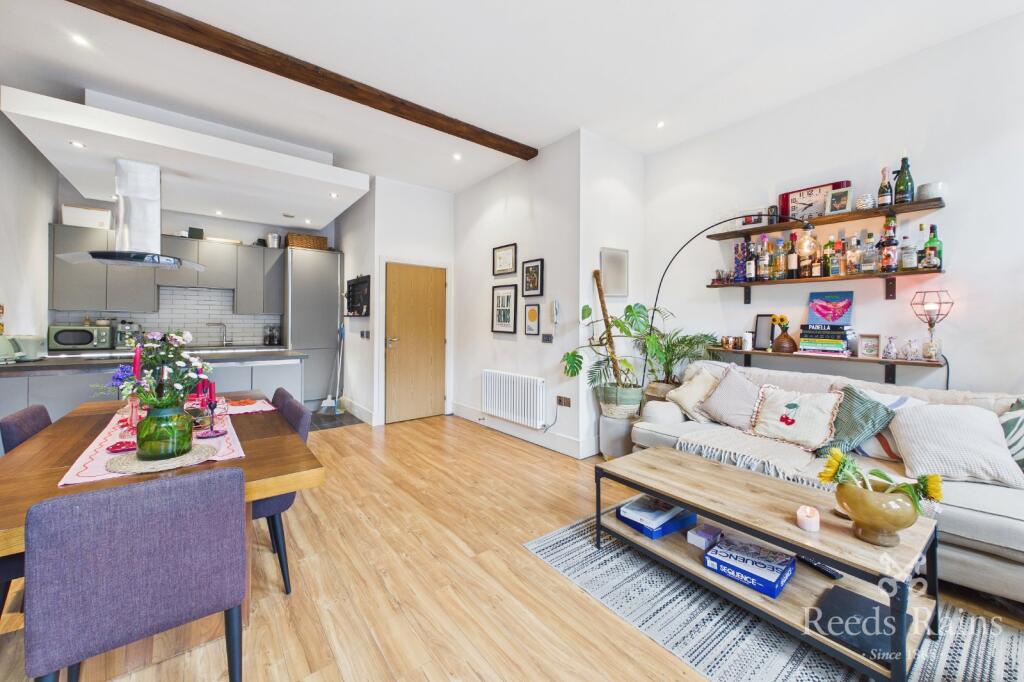 Apartment in Manchester - More