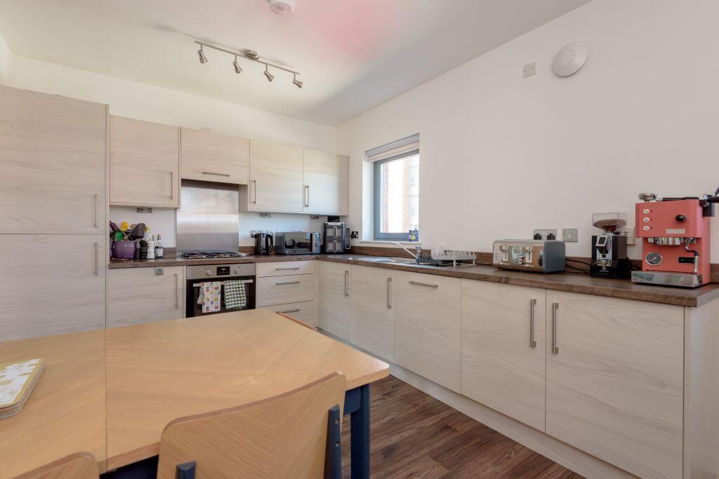 Apartment in Edinburgh - More