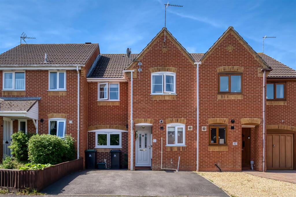 Main image of property: Horsefields, Gillingham