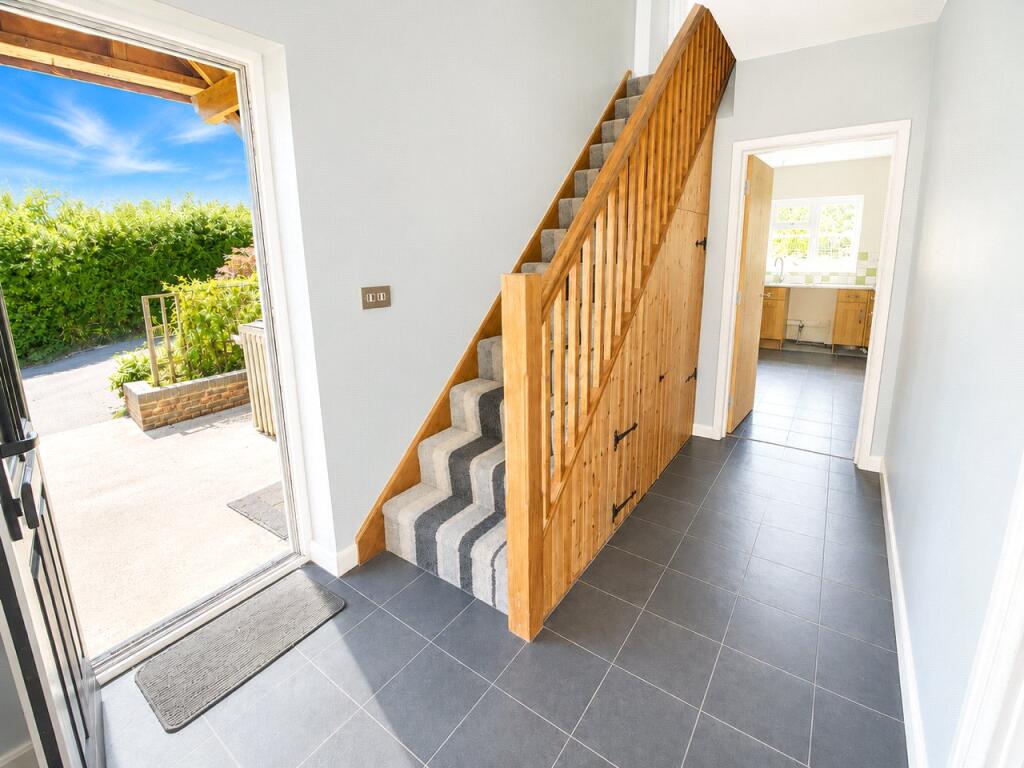 Chilsham Lane, Herstmonceux, Hailsham, East Sussex, BN27 photo 3