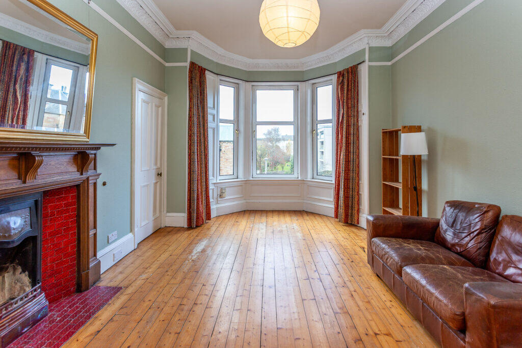 9/3 Falcon Gardens, Edinburgh, EH10 4AP photo 3