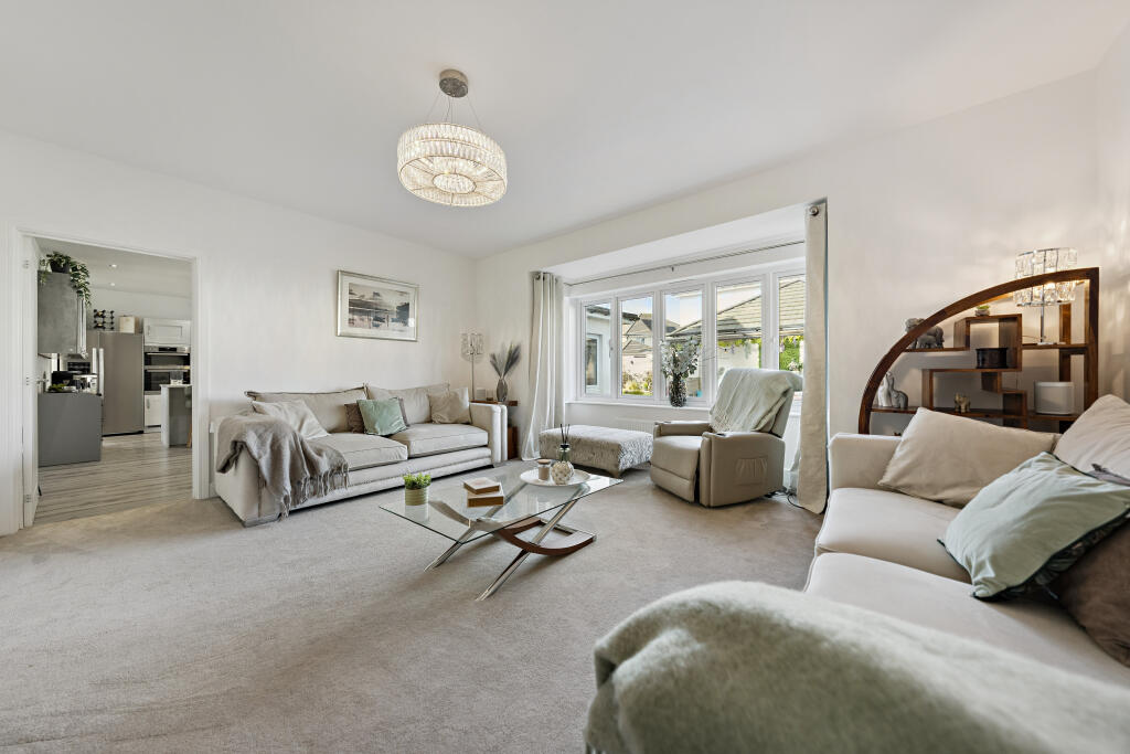 House in Glasgow, East Renfrewshire - View 3