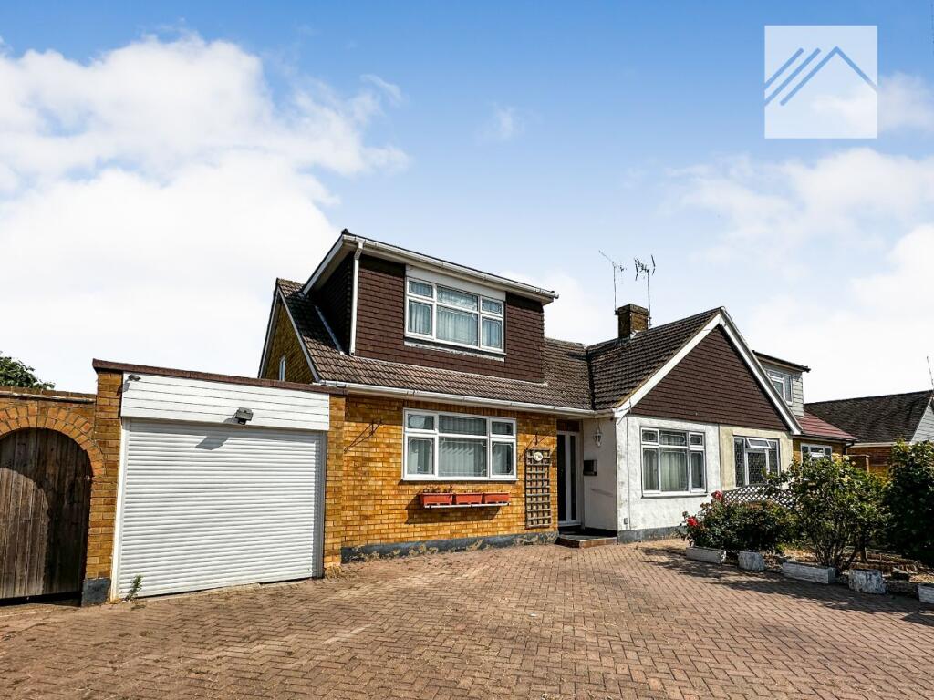 Main image of property: Hawkesbury Road, Canvey Island
