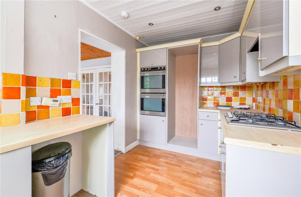 Additional image 4 of Leaventhorpe Avenue, Bradford, West Yorkshire, BD8