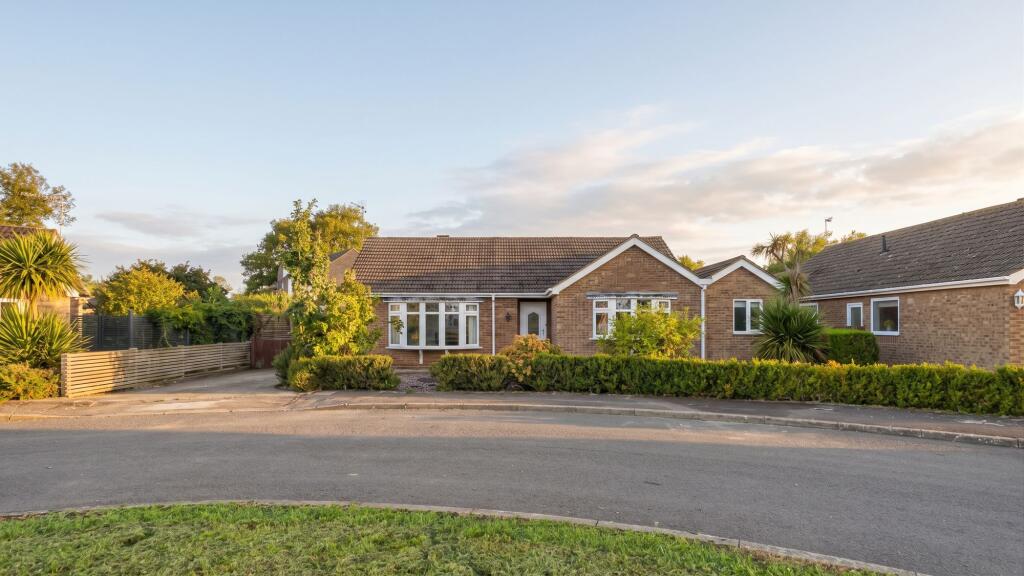 Main image of property: Eastfield Close, Welton, LN2