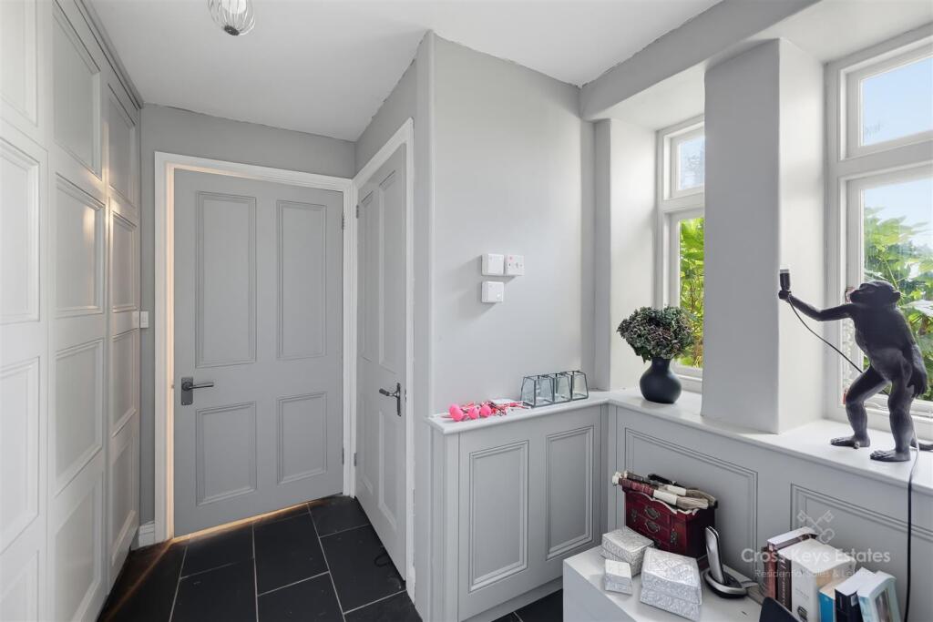 House in Exeter - View 5
