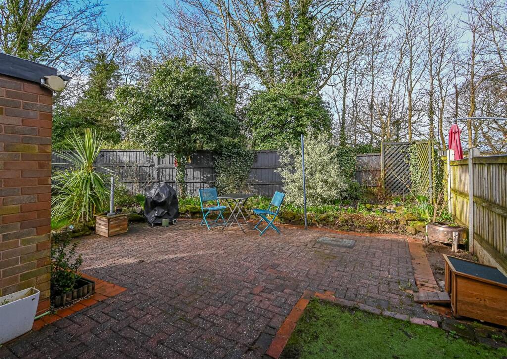 53 Clee View Road, Bridgnorth photo 2