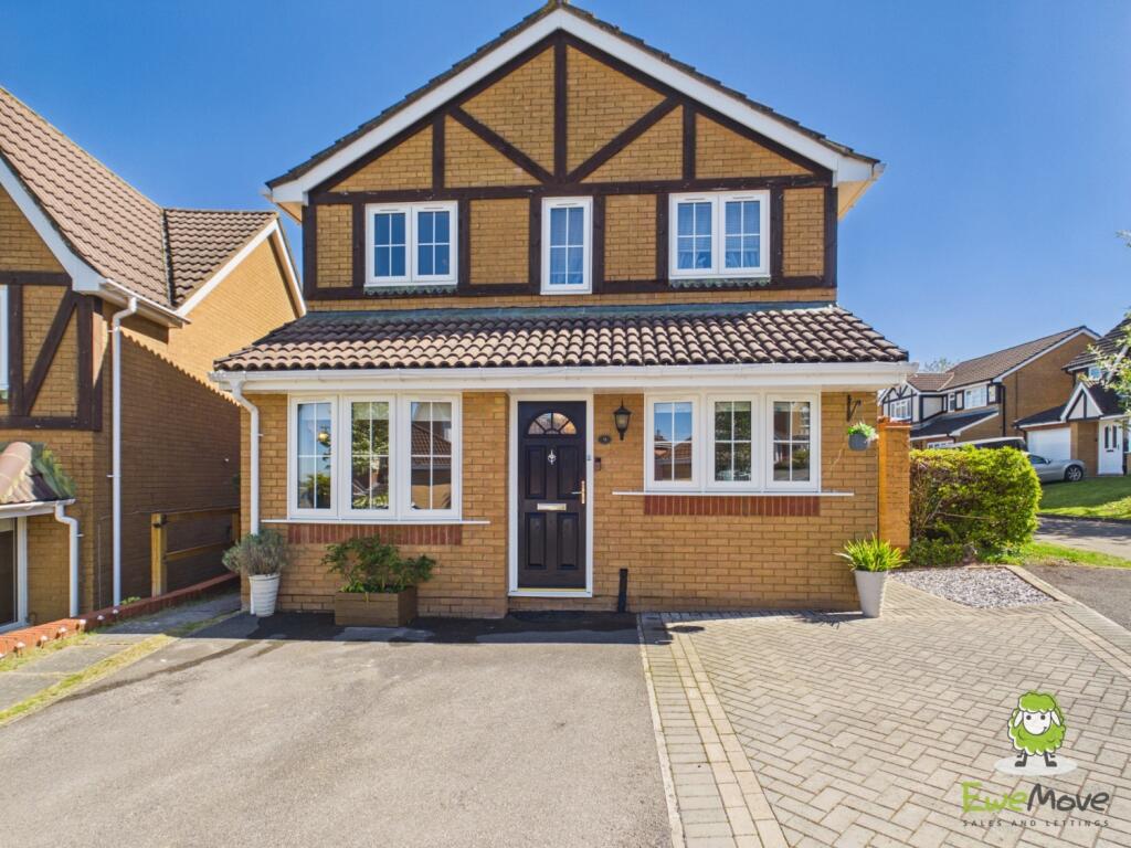 Main image of property: BRAMPTON GARDENS, HATCH WARREN, BASINGSTOKE, HAMPSHIRE, RG22
