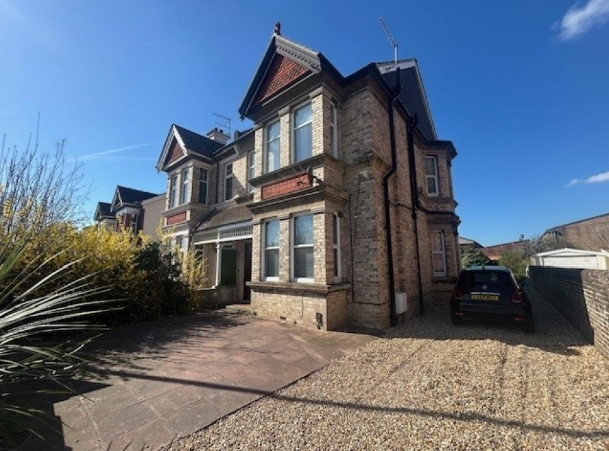 Main image of property: Broadwater Road, Worthing, BN14