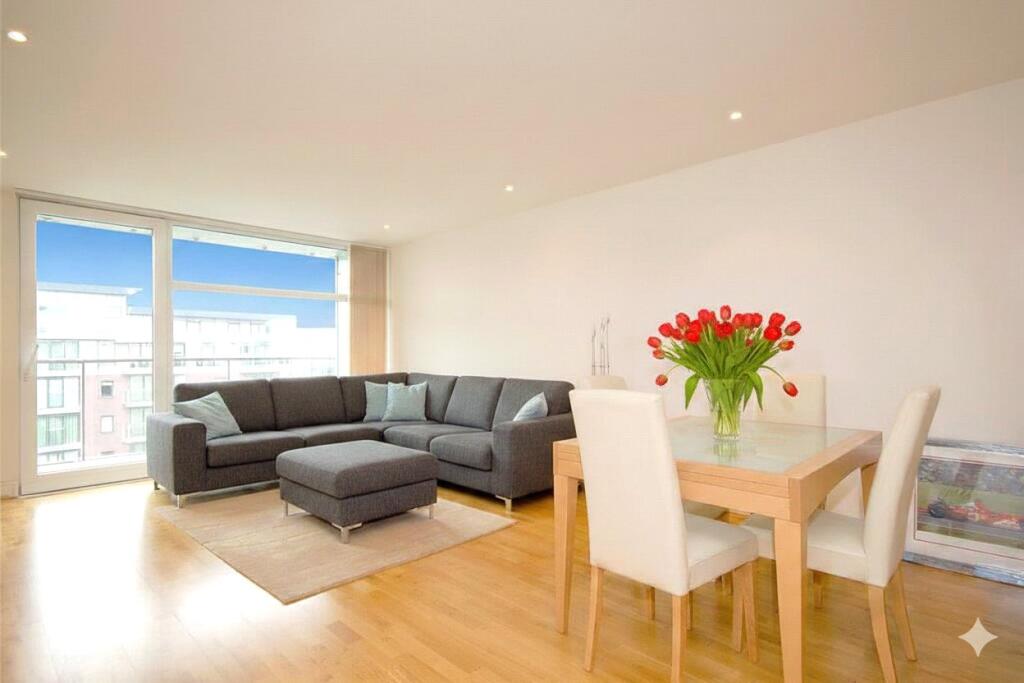 Main image of property: Queenstown Road, London, SW11