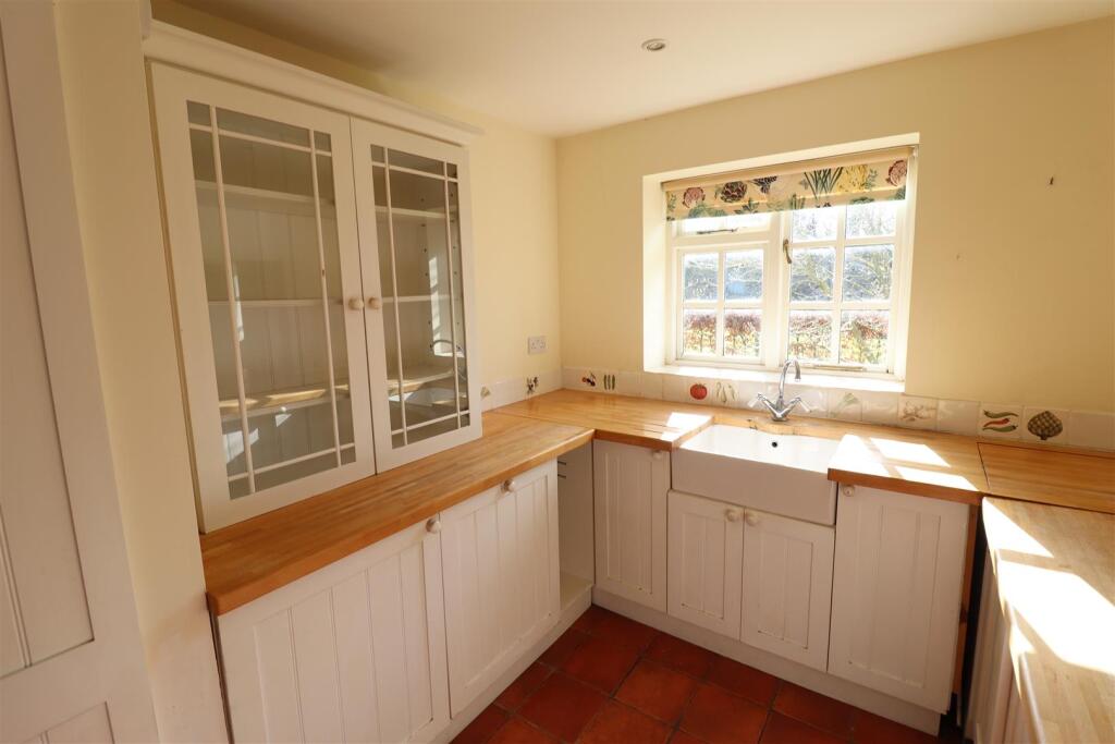 House in Truro - View 4