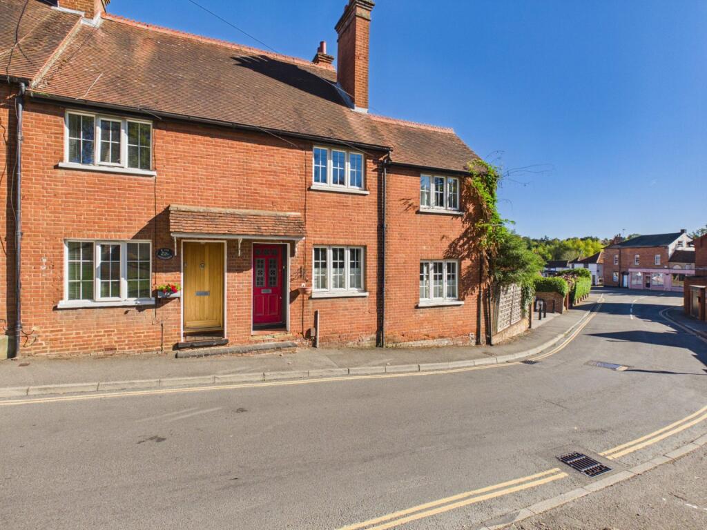 Main image of property: Silver Hill, Chalfont St. Giles, Buckinghamshire, HP8