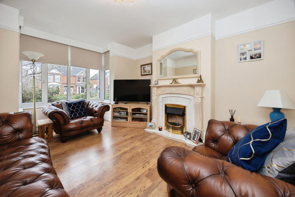 Hythe Road, Ashford, TN24 0 photo 2