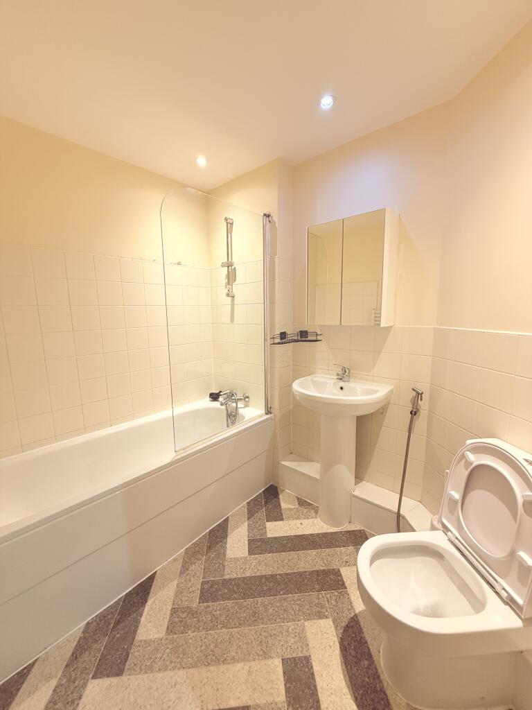 2 bedroom property for rent