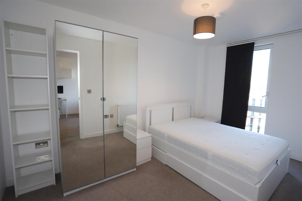 Apartment in Salford, Blackfriars, Lower Broughton - More