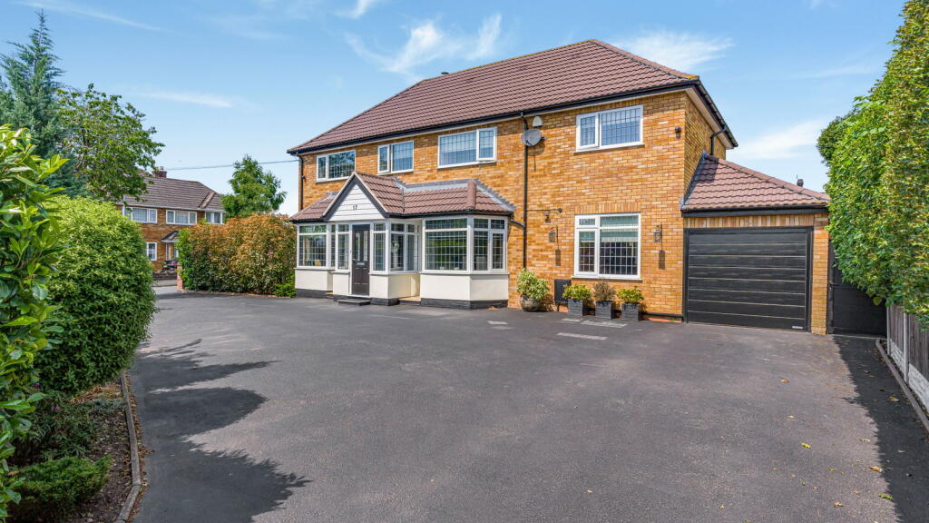 Main image of property: Little Sutton Road, Sutton Coldfield, B75 6QH