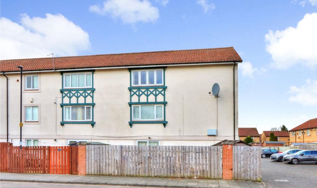 Main image of property: 15. Ambergate Close, Newcastle upon Tyne, Tyne and Wear NE5 4AG