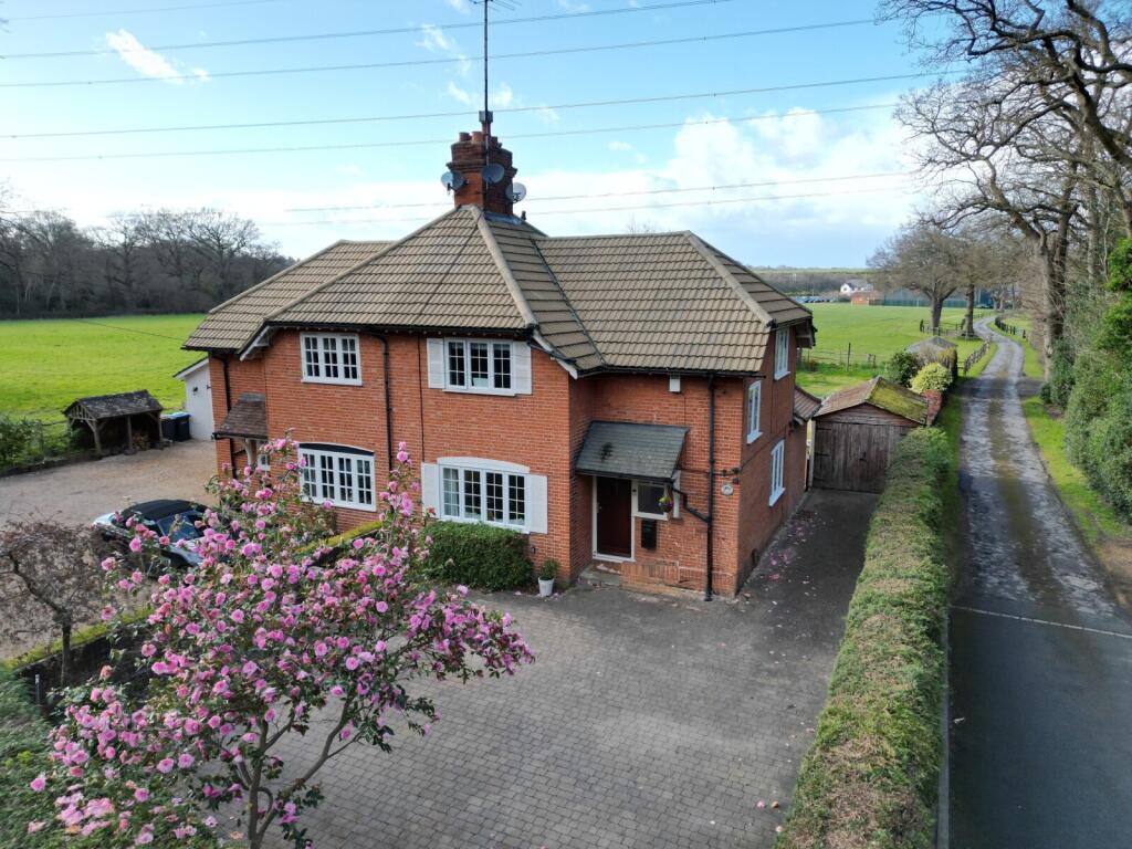 Main image of property: Chertsey, Surrey, KT16