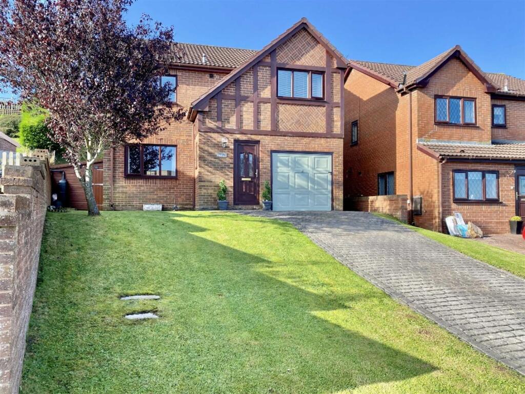 Main image of property: Bryn Cadno, Upper Colwyn Bay