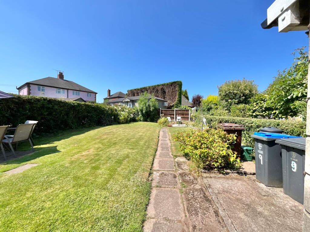 House in Staffordshire Moorlands, Alton - View 4