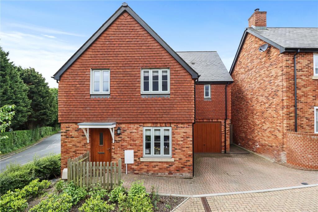 4-bed detached on Windmill Place, Cross in Hand, Heathfield, East Sussex, TN21, £510,000