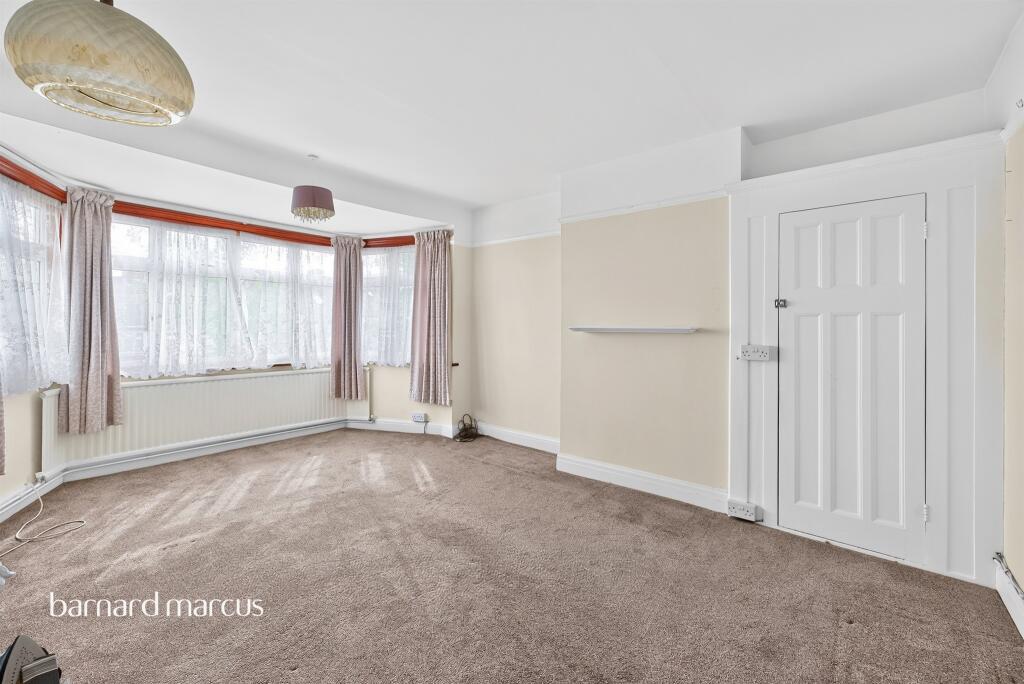 House in Enfield - View 5