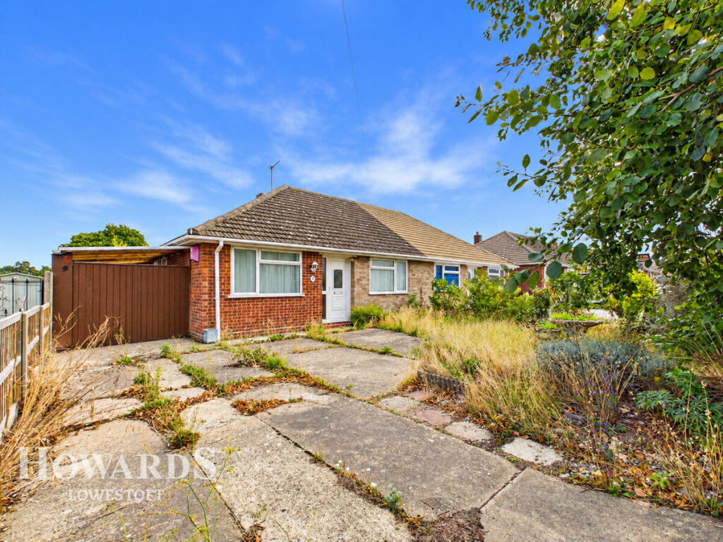 2-bed semi-detached on Kilbourn Road, Pakefield, £230,000