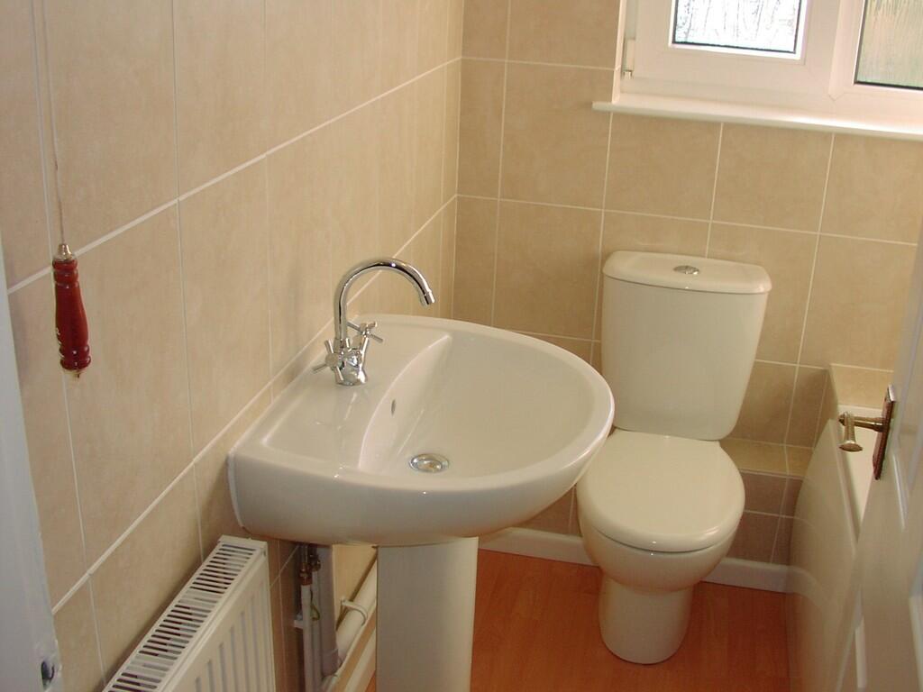 Apartment in Eastleigh, Hocombe, Chandler's Ford - View 5