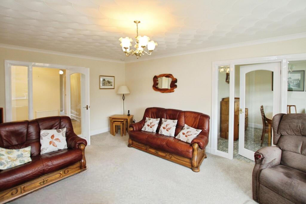 Reilly Gardens, Bonnybridge, Stirlingshire, FK4 photo 3