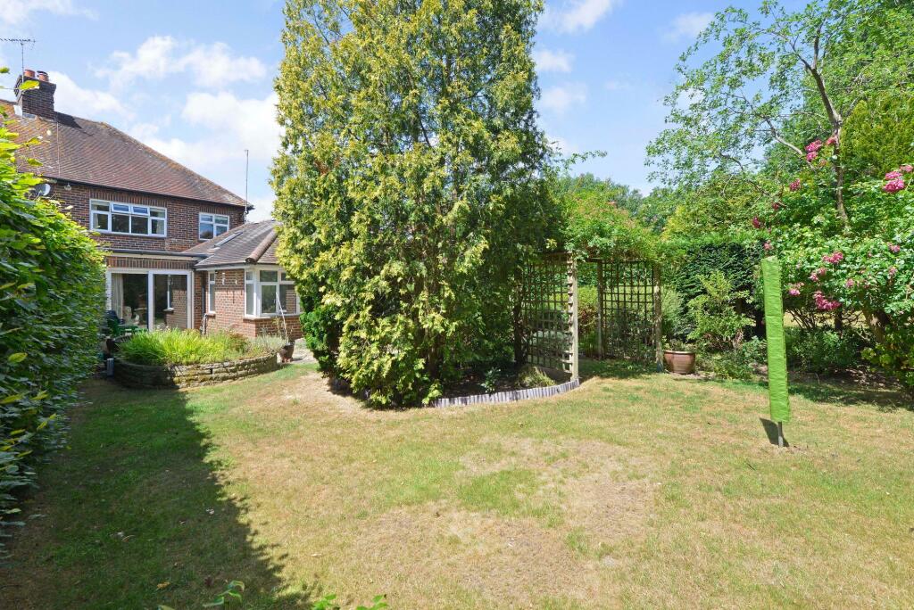 The Drive, Cranleigh, GU6 photo 3