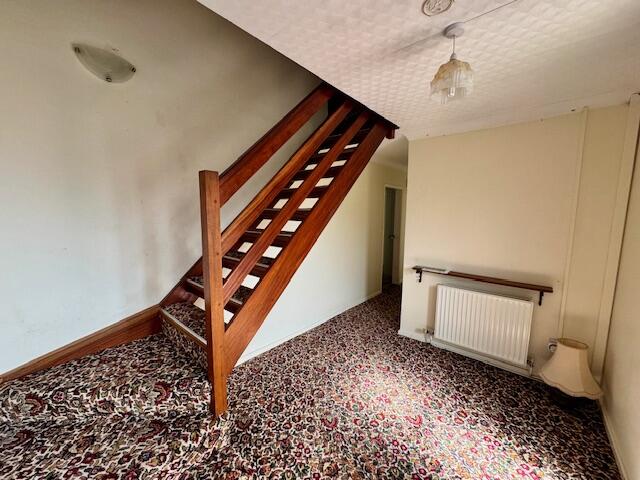 House in East Lindsey, Louth - More