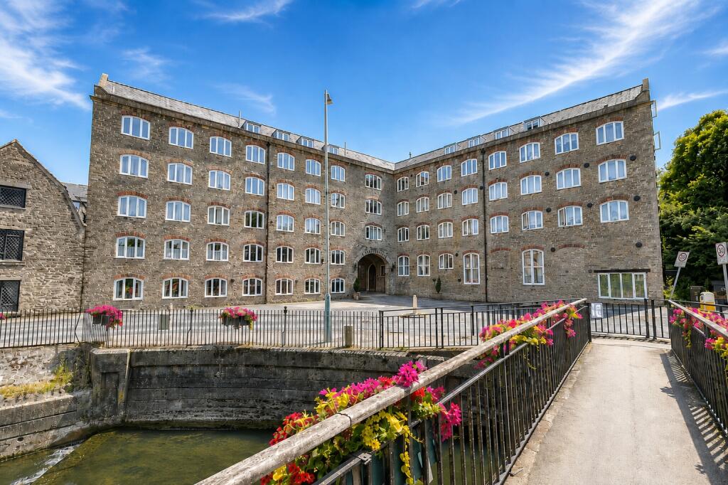 Main image of property: Flat 9, Outer Silk Mills, Malmesbury, Wiltshire, SN16