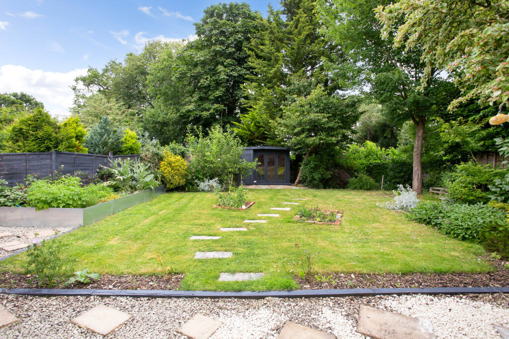 House in St Albans, Southdown, Harpenden - View 2