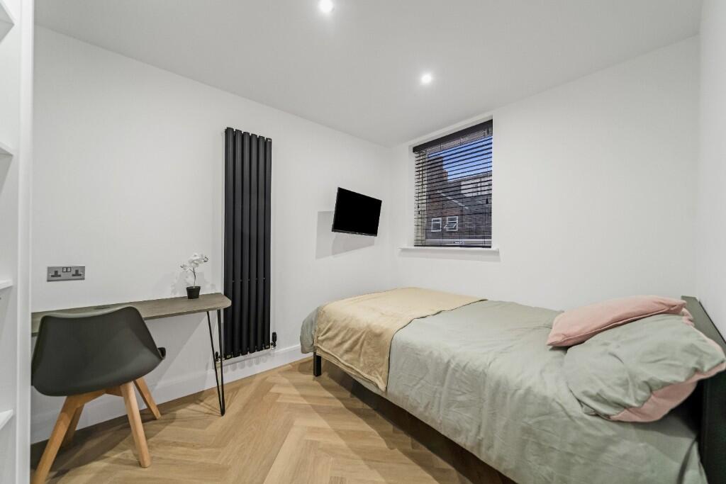 1 bedroom house share for rent