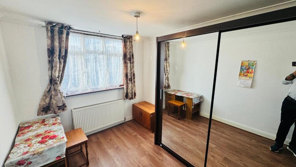 Main image of property: St. Pauls Avenue, Harrow, Middlesex, HA3