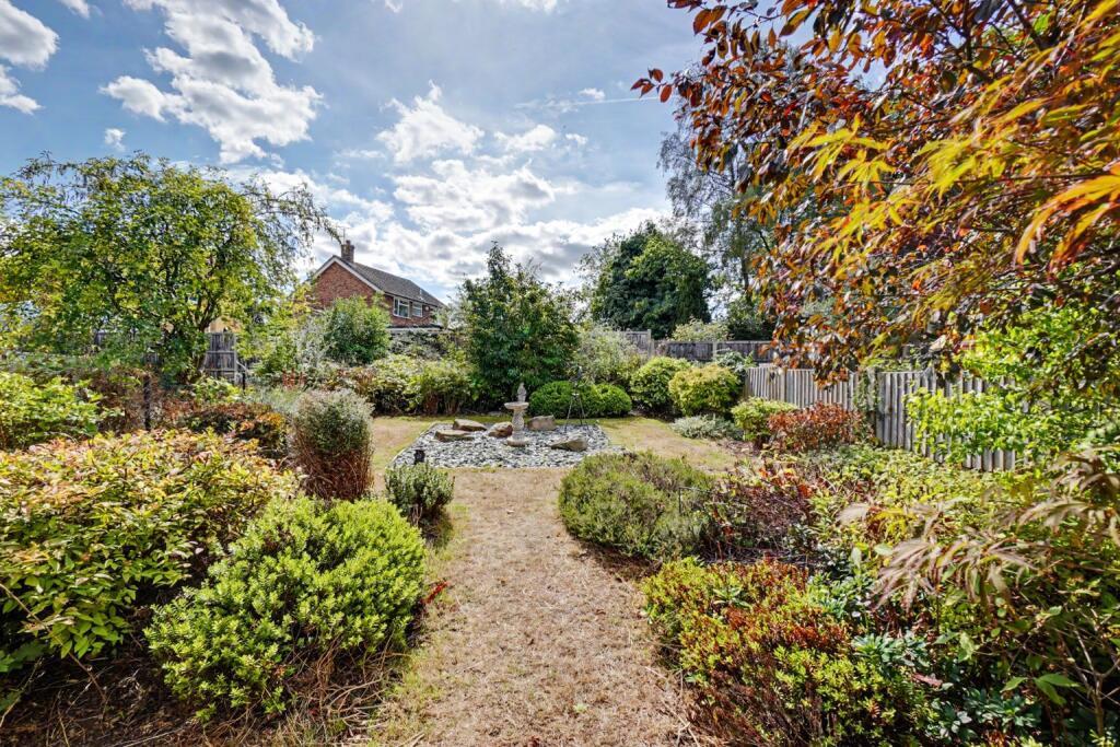 House in Gillingham, Medway - View 2