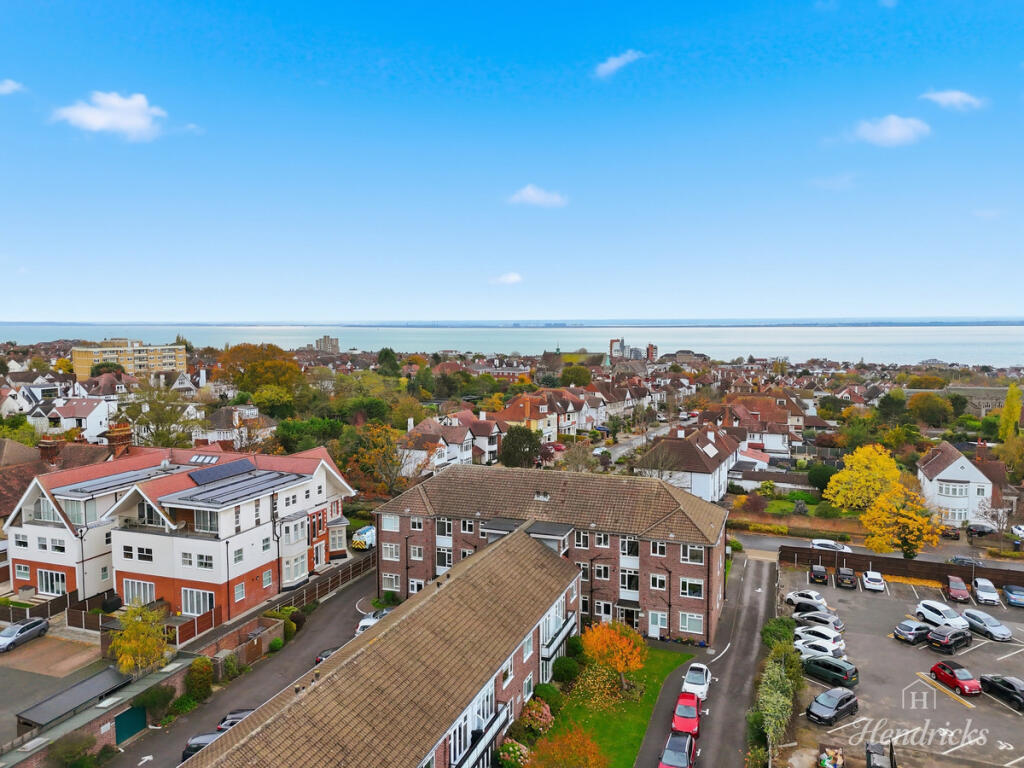 Imperial Avenue, Westcliff-on-sea, SS0 8 photo 5