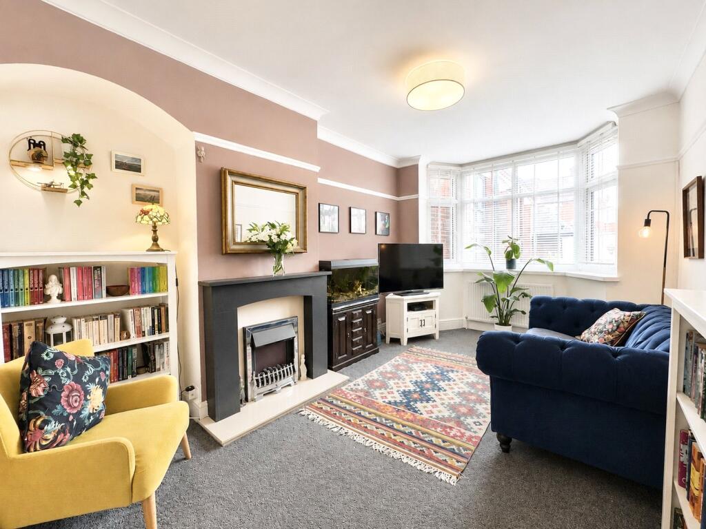 3-bed semi-detached on Dundonald Road, Liverpool, L17, £350,000