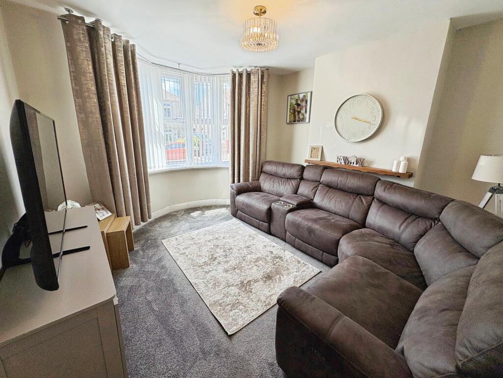 House in Swansea, Tai-Bach - View 2