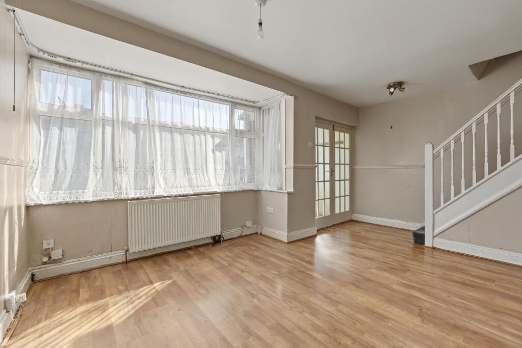 House in London, Enfield Island Village - View 2