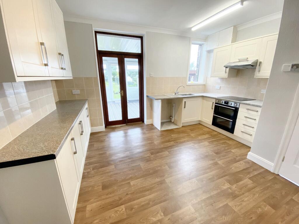 Meltham Road, Honley, HD9 photo 3