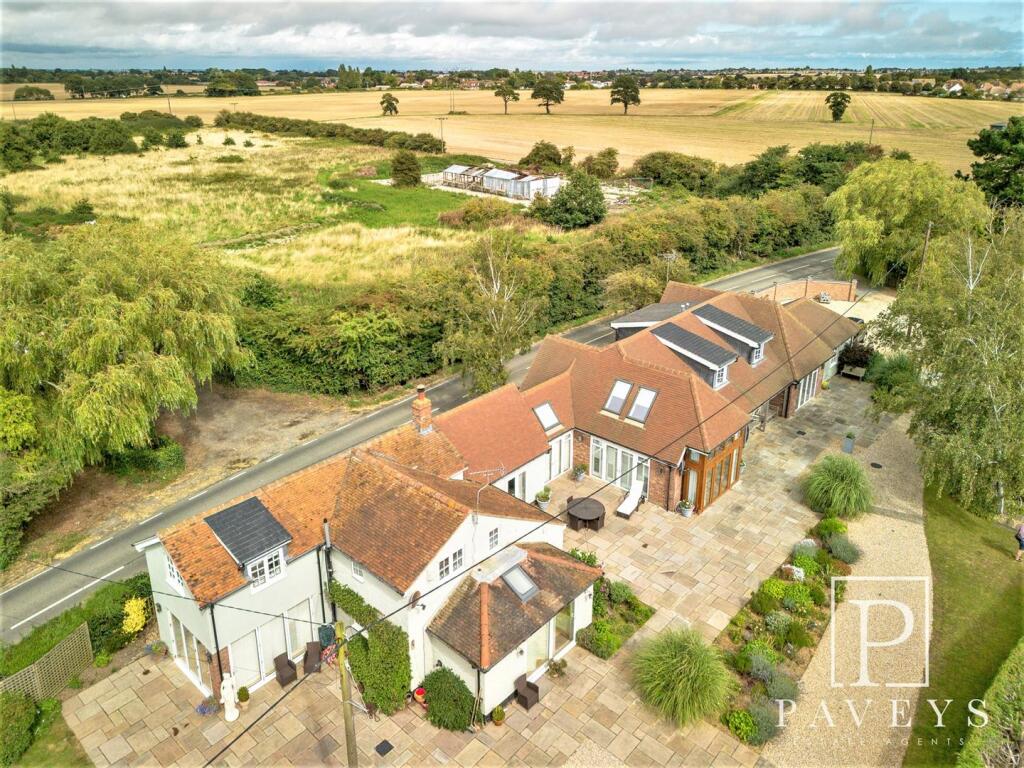 Main image of property: Little Clacton Road, Great Holland, Frinton-On-Sea